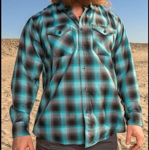 EUC Dixxon Tortuga flannel